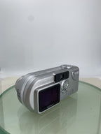 Sony Cybershot DSC-P9 4MP Digital Camera SILVER + CHARGER + WIRE TESTED - 6835