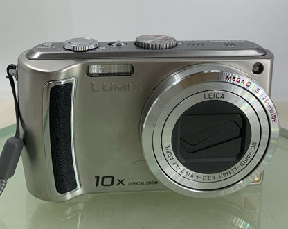 Panasonic LUMIX DMC-TZ5 DIGITAL CAMERA 10X ZOOM +16B CARD+ CHARGER TESTED - 9421