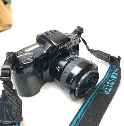 Minolta Dynax 7Xi 35mm SLR with 2 Minolta Lenses Zoom 28-80mm,70-210mm ,Great ++1