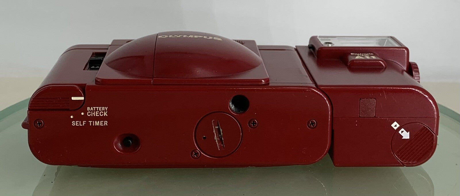 Rare Red Olympus XA 2 COMPACT FILM CAMERA w/ D. Zuiko 35mm F/3.5 Lens SERVICED++8