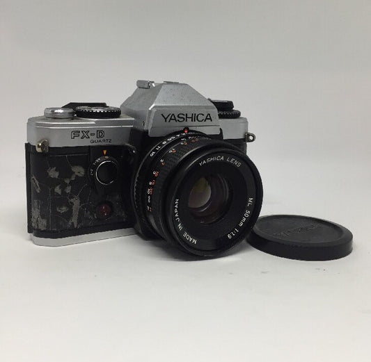YASHICA FX-D QUARTZ 35mm FILM SLR CAMERA WITH YASHICA 50mm F/1.9 ML Lens 120
