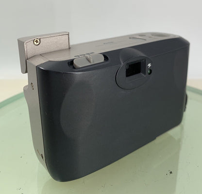 KODAK ADVANTIX F350 GREY COMPACT FILM CAMERA - WITH COVER - TESTED - 2244