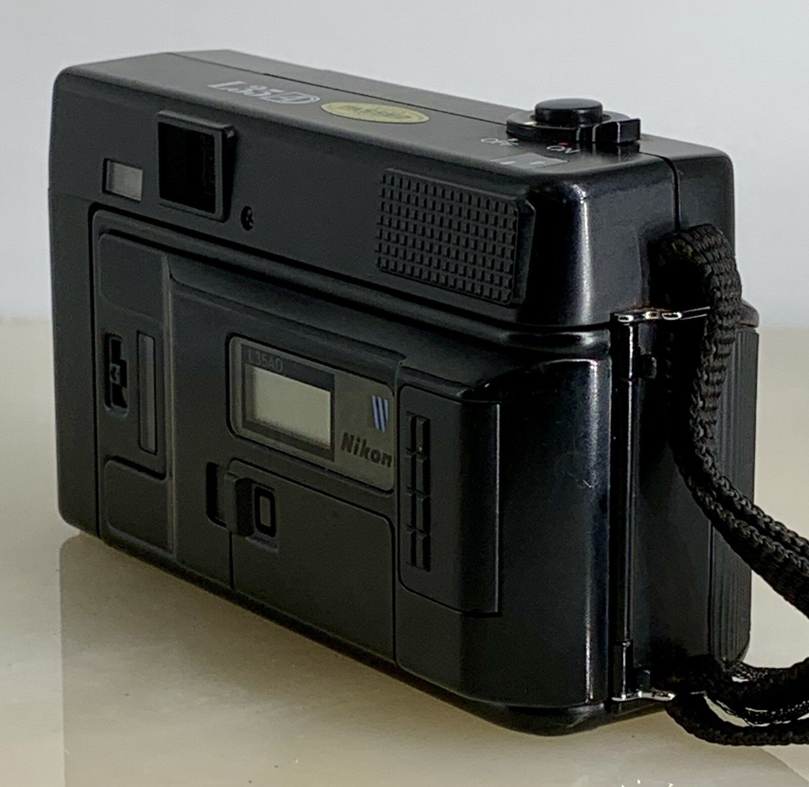 Nikon L35 AD 35mm Film Point & Shoot Compact Camera  35/2.8 Lens (ASA1000) #993