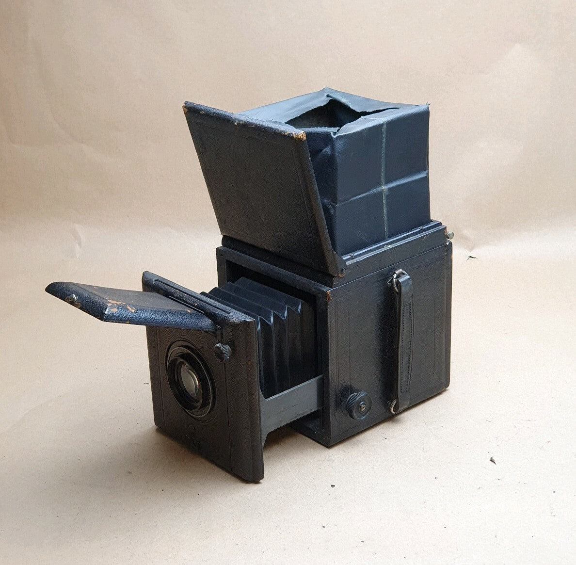 W. Butcher & Sons Popular Pressman Reflex folding camera+Aldis-Butcher 6In 19251