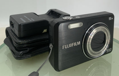 Fujifilm DIGITAL CAMERA FinePix J100 10.0MP BLACK+CHARGER+COVER TESTED - 3530