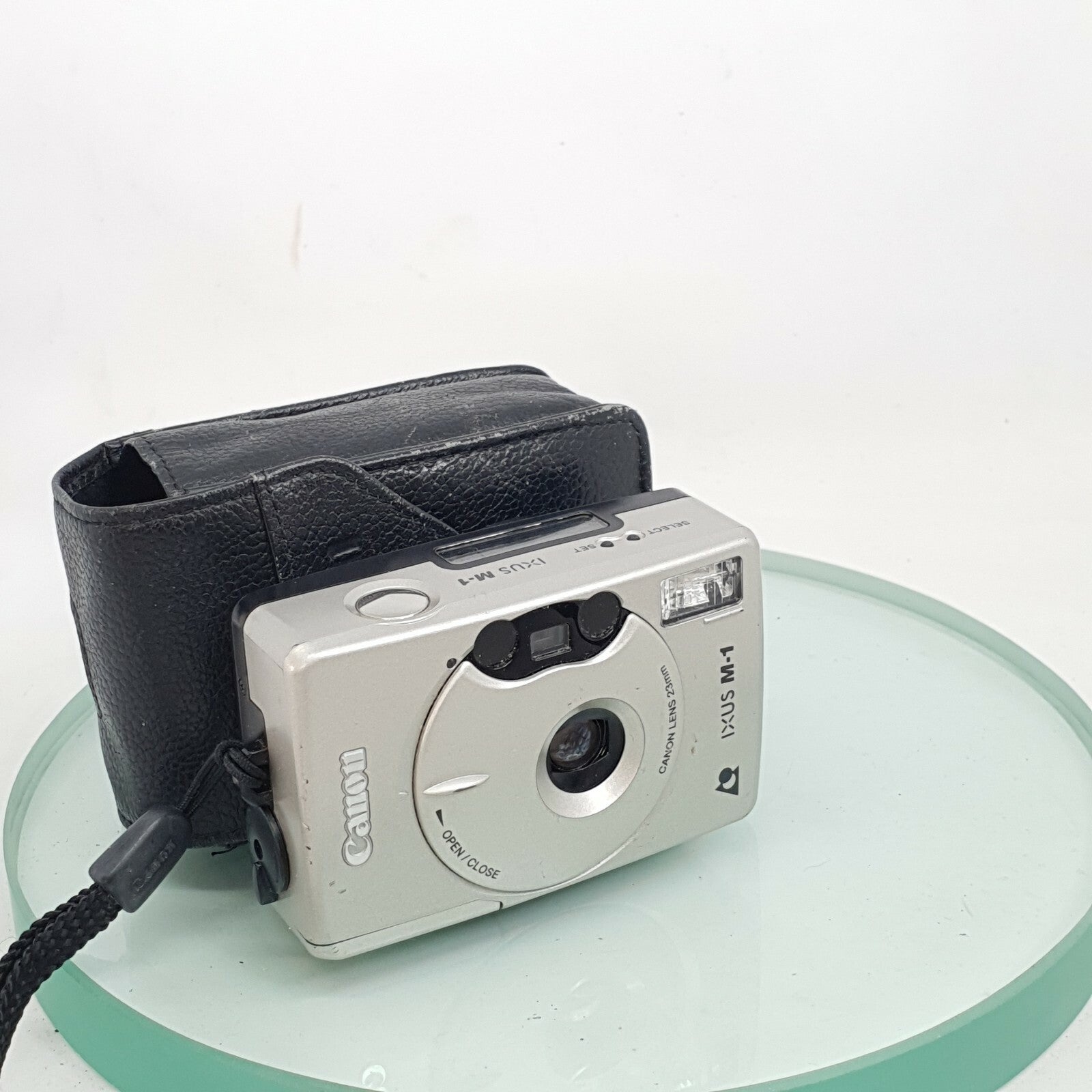 Vintage Canon IXUS M-1 APS Camera 23mm wide angle Panorama zoom Lens TESTED #9920