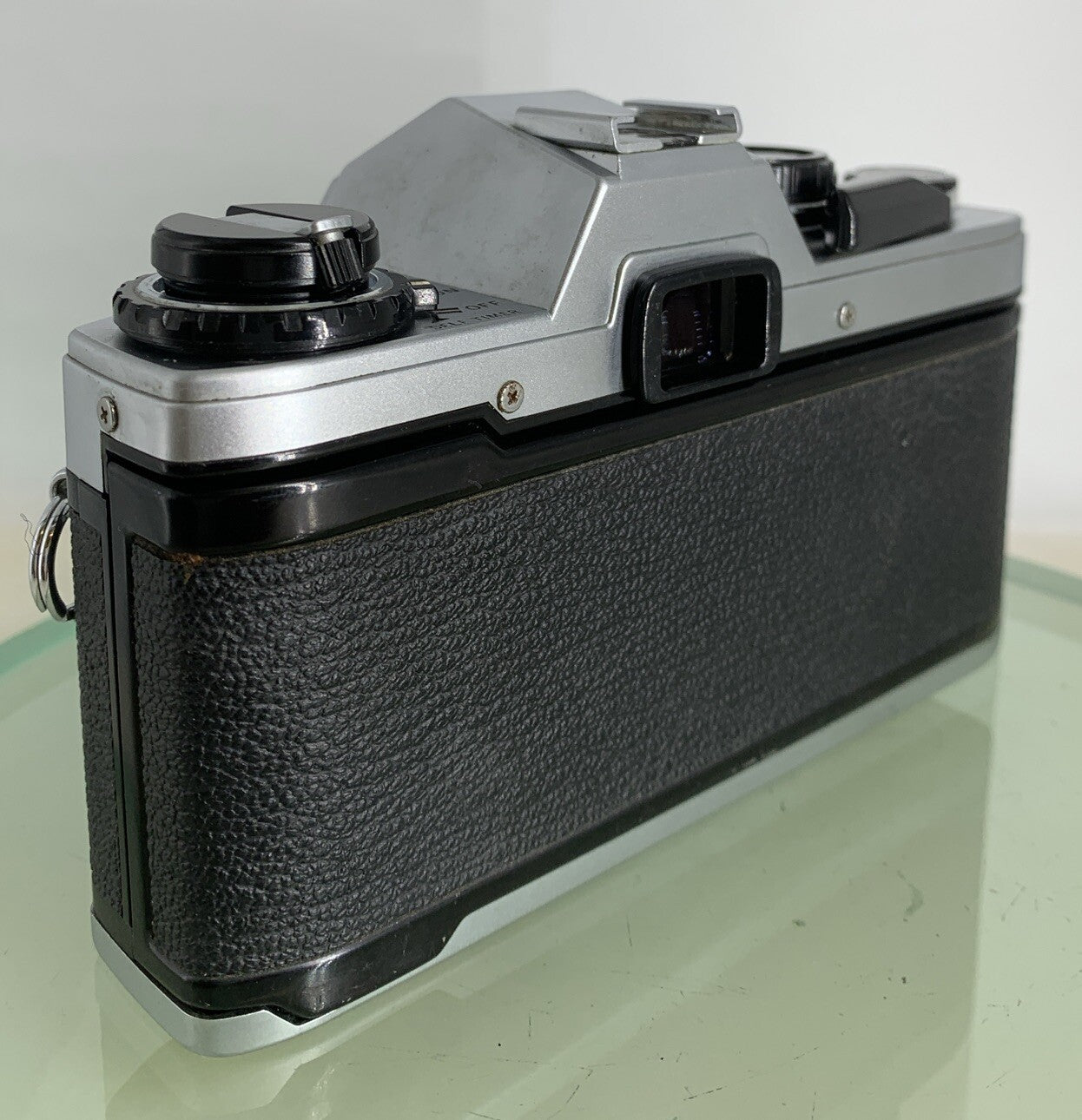 SERVICED Olympus OM10 35mm SLR Film Camera + 28mm f2.5 Tamron  Lens + Adapter1994
