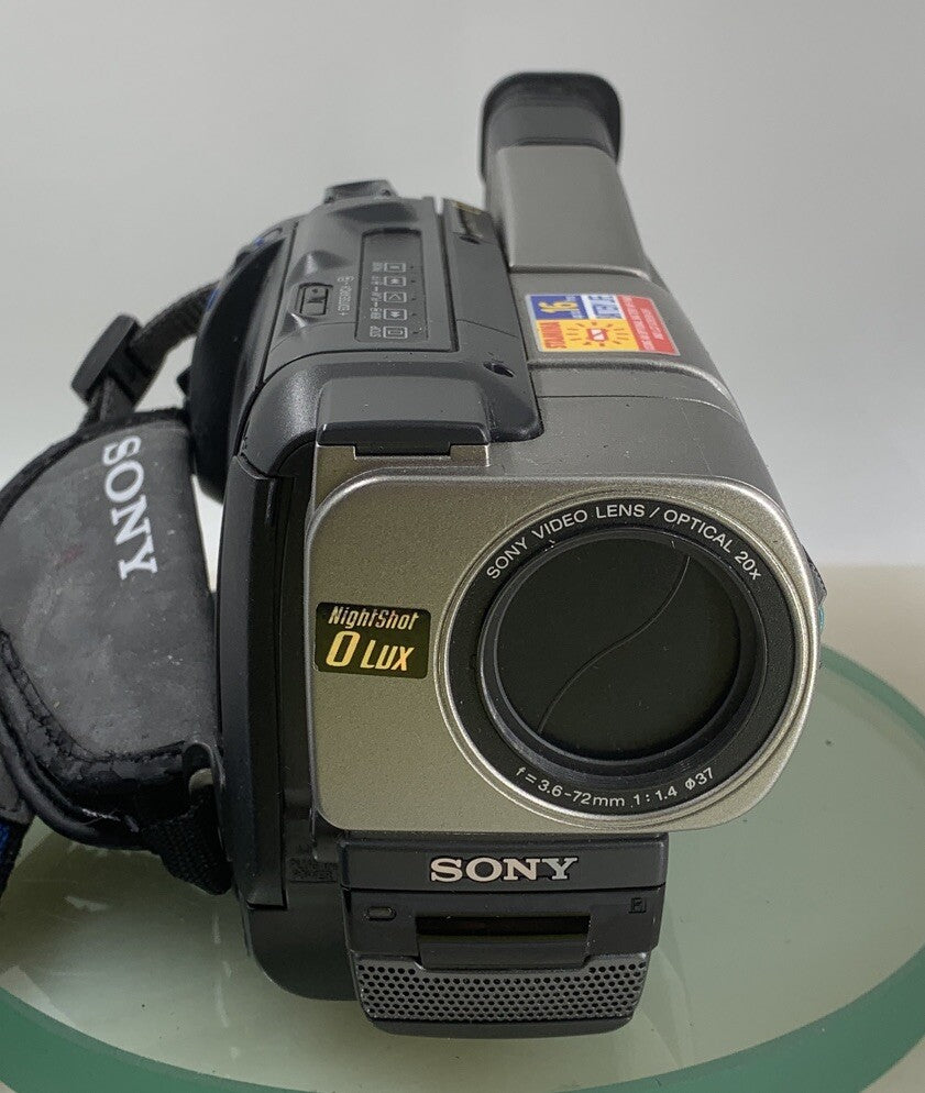 Sony CCD-TRV48E Camcorder Video Camera Recorder  GREY WITH BAG - TESTED - 2295