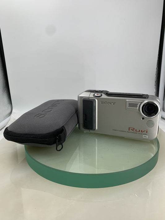 Sony RUVI CCD-CR1E Vintage Video Camera Recorder SILVER WITH COVER TESTED - 5960