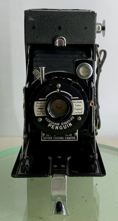 VINTAGE KERSHAW EIGHT-20 PENGUIN BLACK MADE IN ENGLAND FOLDING CAMERA TESTED-3261