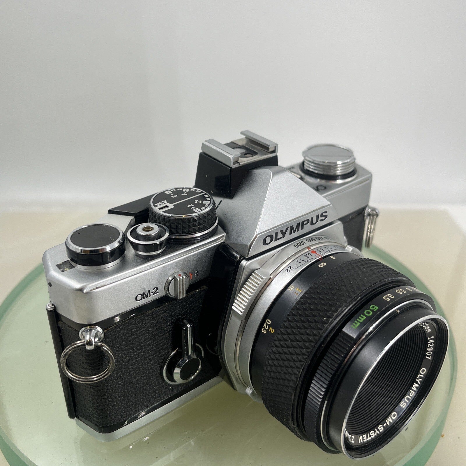 Olympus OM-2 35mm SLR camera body & Hotshoe 2 50mm 1:3.5 Silver Nose TESTED #88510