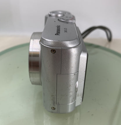 Panasonic Lumix DMC-LZ5 6.0MP Compact DigitalCamera SilverTested,NO CHARGER-7782