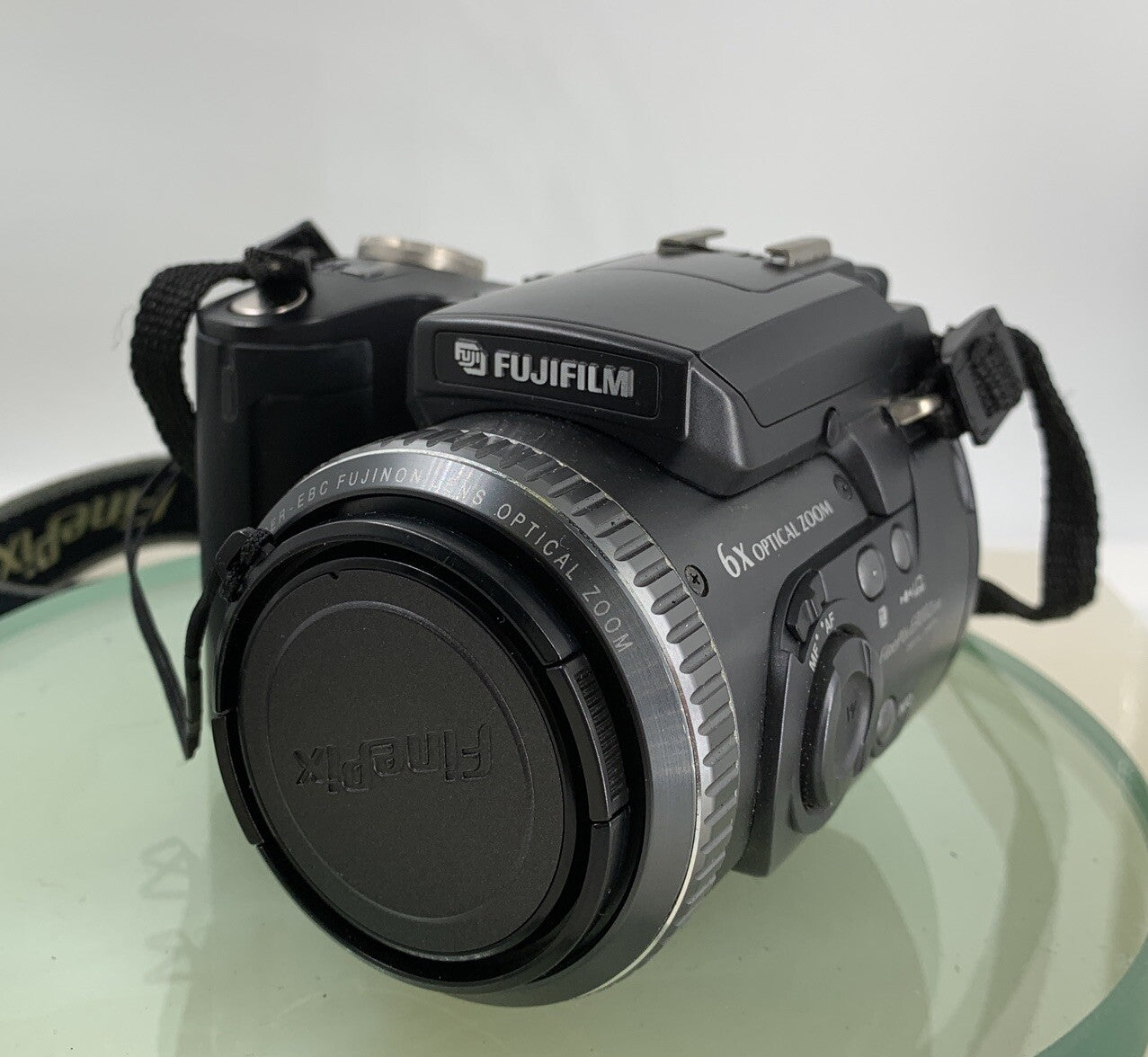 Fujifilm FinePix 6900 Zoom 3.1MP Camera WITH CHARGER AND 128MB CARD TESTED- 9021