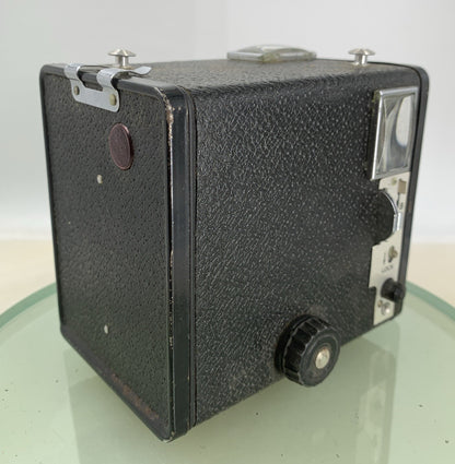 KODAK VINTAGE BROWNIE FLASH 3 CAMERA WITH COVER TESTED - 4676