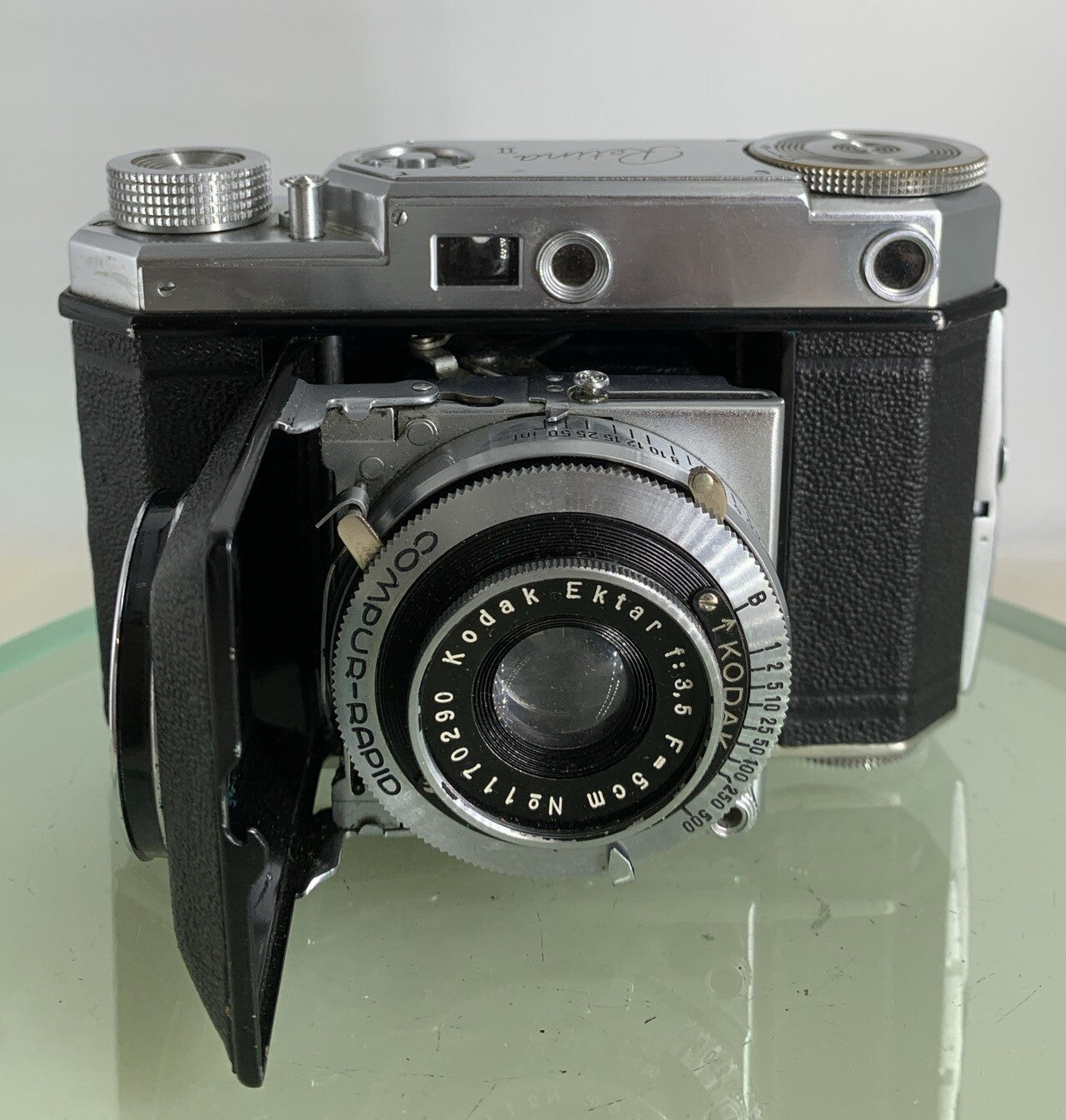 Kodak Retina II Type 142 Folding 35mm Rangefinder Camera w/ Ektar 50mm f3.5 Lens1