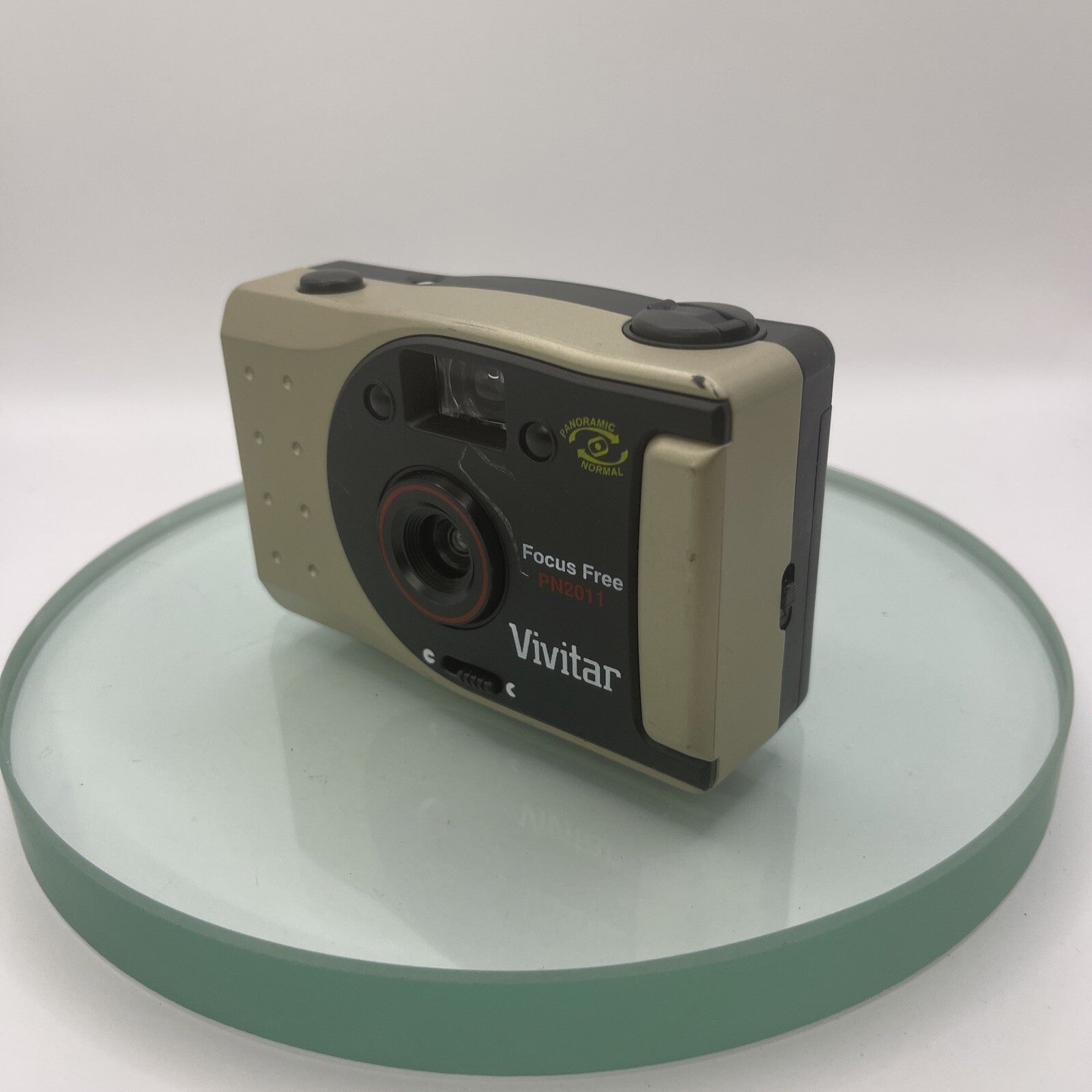 Vivitar Focus Free PN 2011 35mm Point & Shoot Camera Lomography #2652