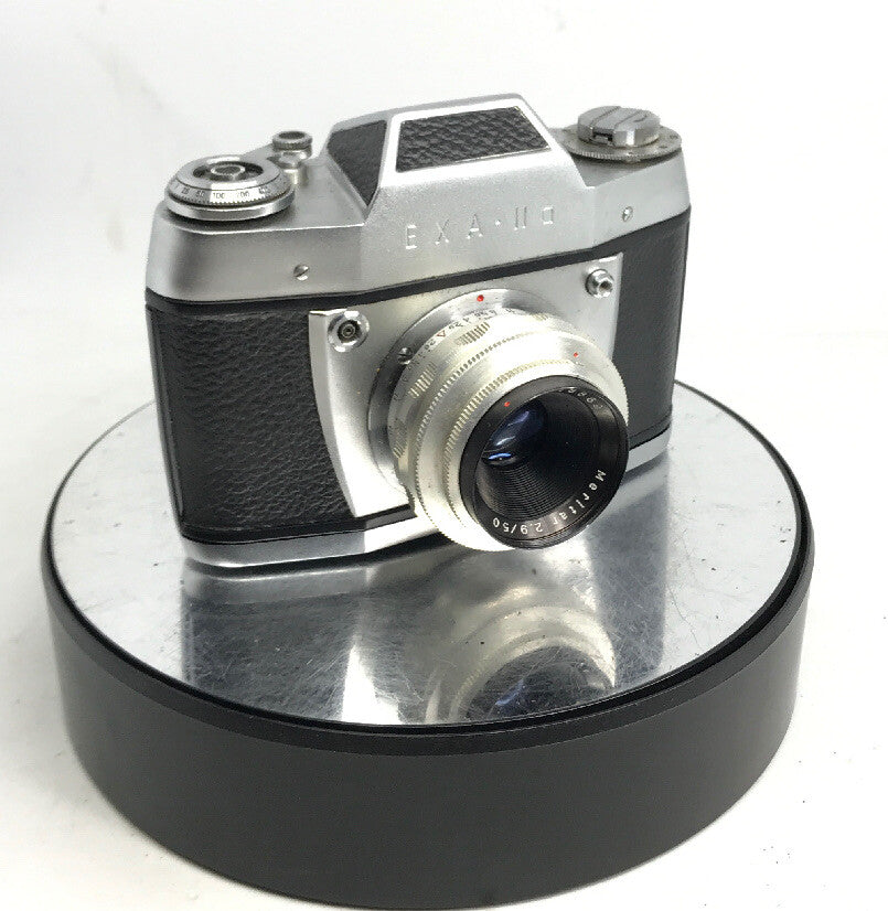 Exa . II a35mm Film SLR Camera, E. Ludwig Meritar f/2.9 50mm lens & case /1031