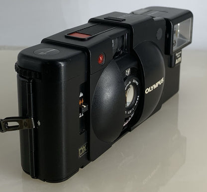 Olympus XA 3 DX 35mm Film Camera with Zuiko 35mm F/3.5 Lens-Excellent+TESTED#1372