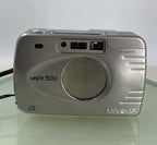 Minolta VECTIS 300 STEEL CAMERA NO CARD SILVER WITH COVER - TESTED - 9921