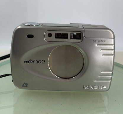 Minolta VECTIS 300 STEEL CAMERA NO CARD SILVER WITH COVER - TESTED - 9921