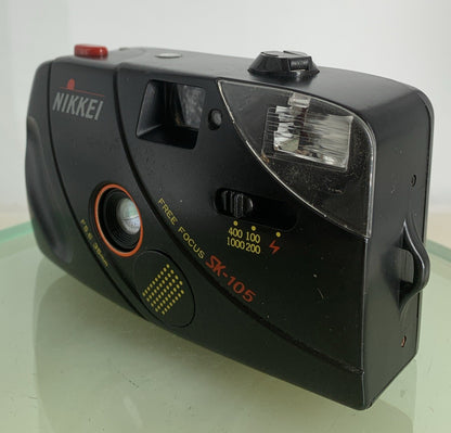 NIKKEI SK-105 POINT AND SHOOT FILM CAMERA BLACK NO CHARGER TESTED - 5812