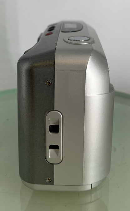 SAMSUNG FINO 800 35MM FILM CAMERA 38-80MM LENS SILVER CLEAN TESTED - 7657