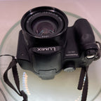 Panasonic Lumix DMC-FZ7  Digital Bridge Camera Leica 12x Zoom Charger+2GB #3666