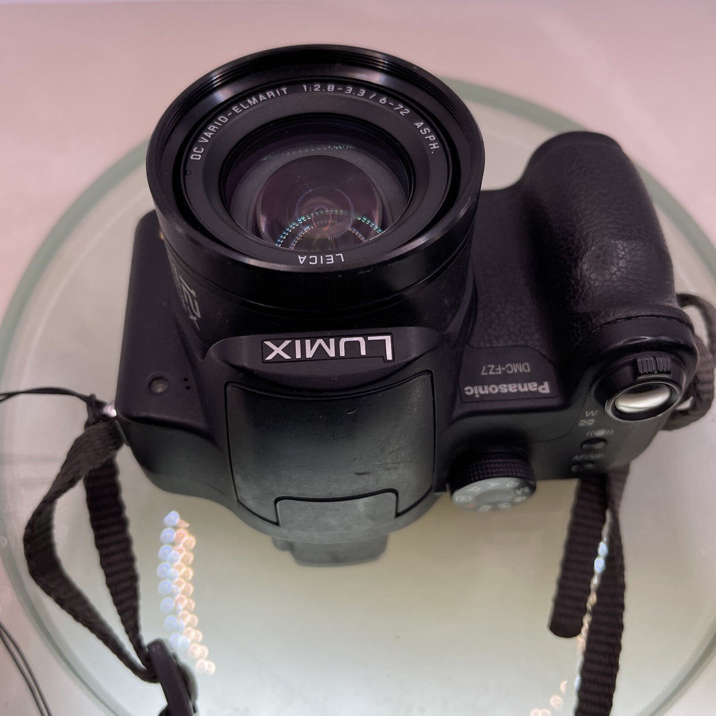 Panasonic Lumix DMC-FZ7  Digital Bridge Camera Leica 12x Zoom Charger+2GB #3666