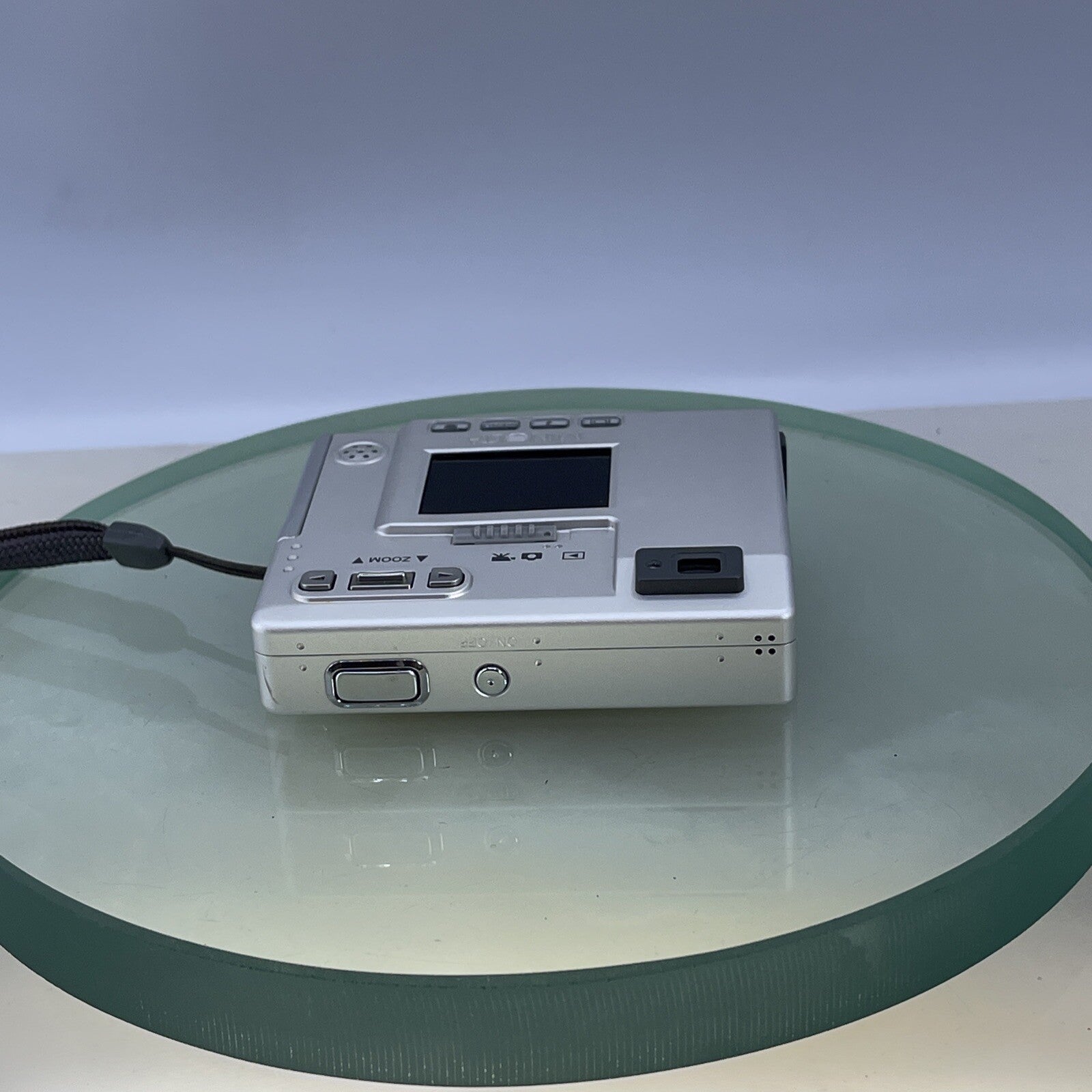 Konica Minolta Dimage X 2.0MP Compact retro Digital Camera Cased Charger +++#4677