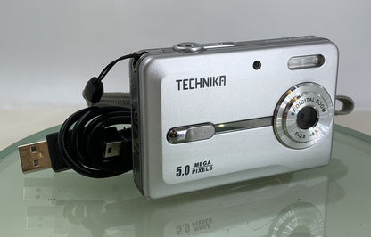 Technika JA550KS 5.0MP Compact Digital Camera SILVER + WIRE TESTED - 9740