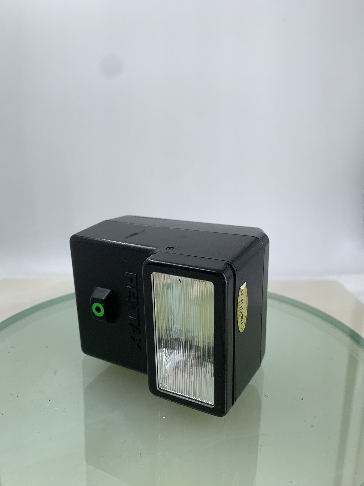 Pentax AF200T Camera Flash for Pentax film cameras WORKING AND TESTED - 3953