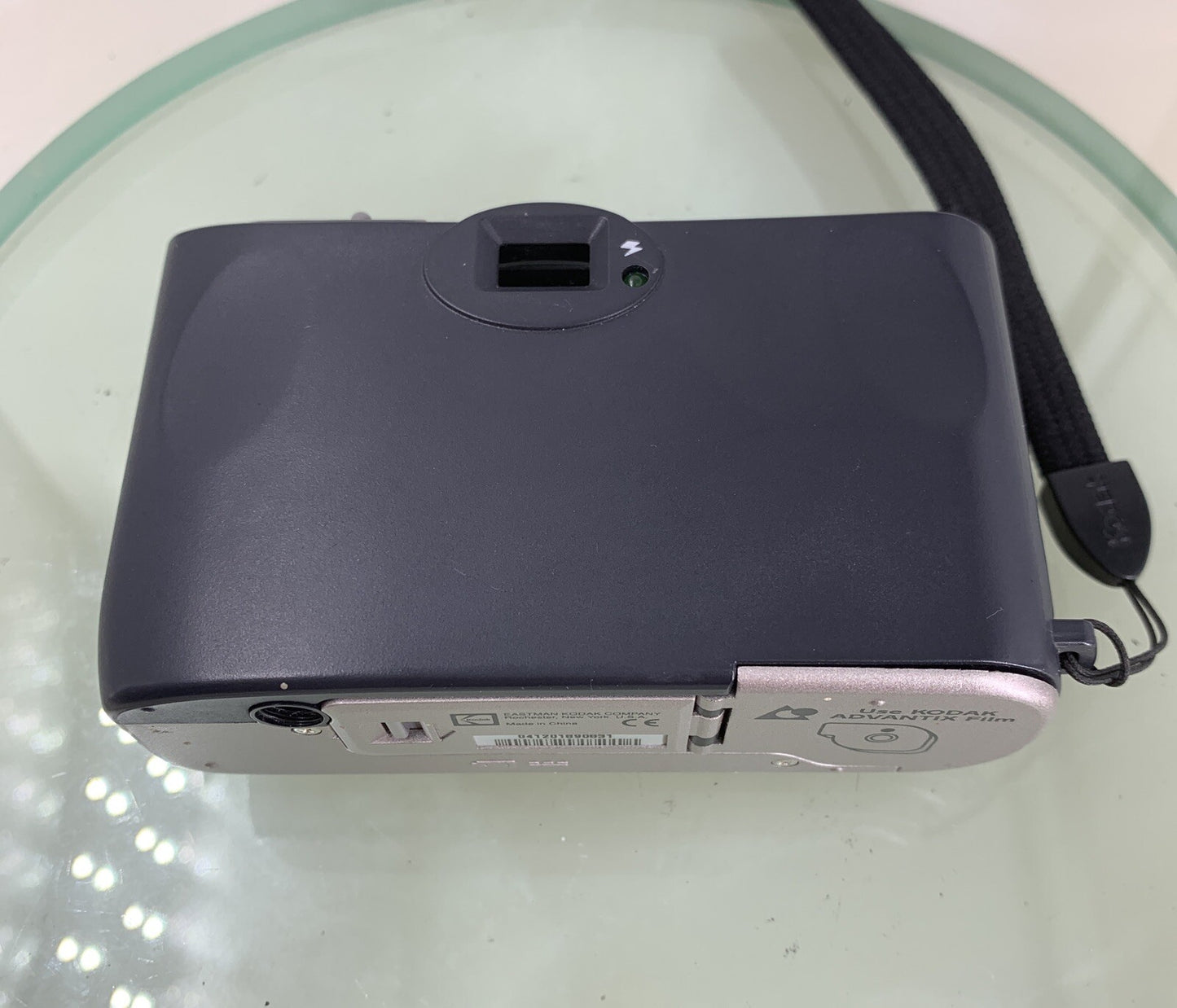 Kodak Advantix F350 SILVER CAMERA WITHOUT BATTERY - TESTED - 8395