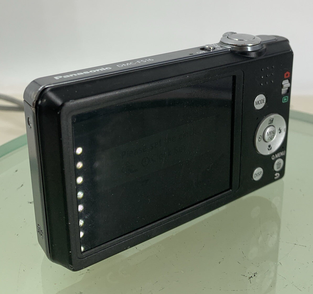 Panasonic LUMIX DMC-FS16 14.1 MP DIGITAL CAMERA BLACK WITH CHARGER TESTED - 3324