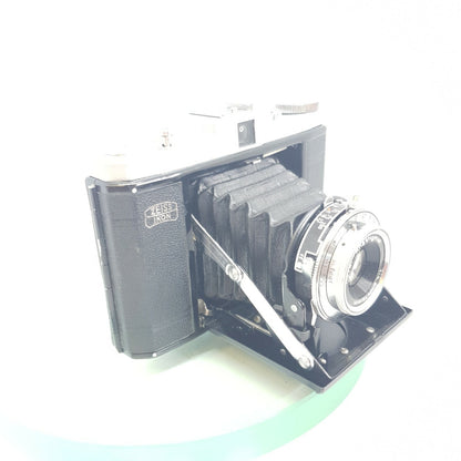 VINTAGE ZEISS IKON NETTAR FOLDING CAMERA 518/16 SIGNAL NETTAR  NOVAR(f=7,5cm)5542