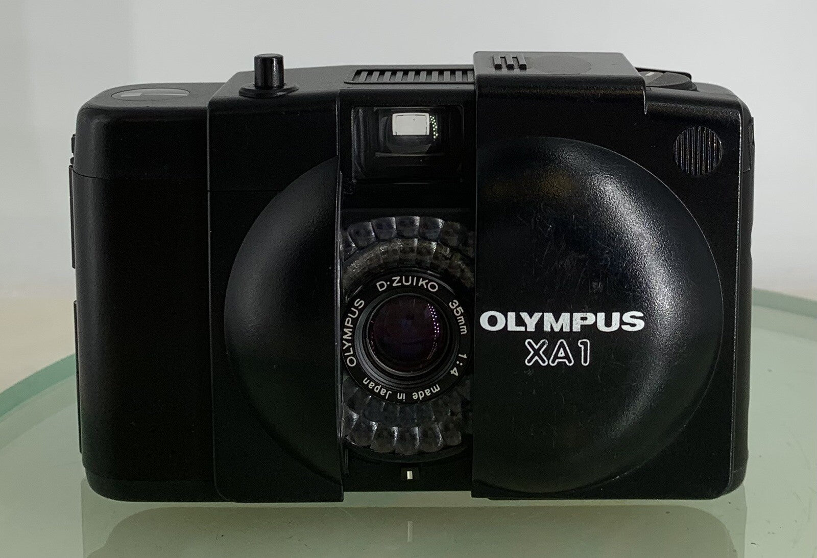 "SERVICED" Olympus XA 1 35mm point and shoot Film Camera Well Used Lomo Retro2321