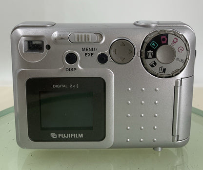 Fujifilm Digital Camera MX-1200 1.3MP 128 MB CARD NO CHARGER SIIVER TESTED - 6535