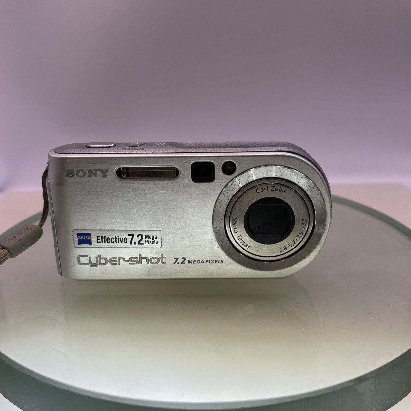 Sony Cybershot DSC-P200 7.2MP Compact Digital Camera Battery+Memory nocharger3232