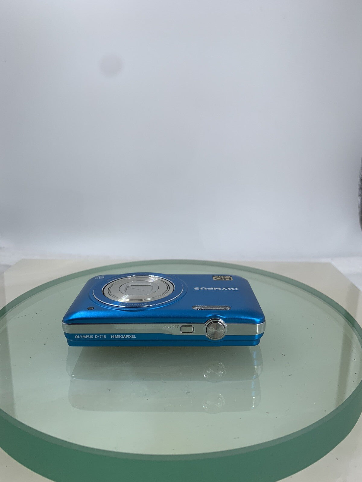 Olympus D-715 Digital Camera 14MP BLUE + CHARGER + COVER + WIRE TESTED - 5925