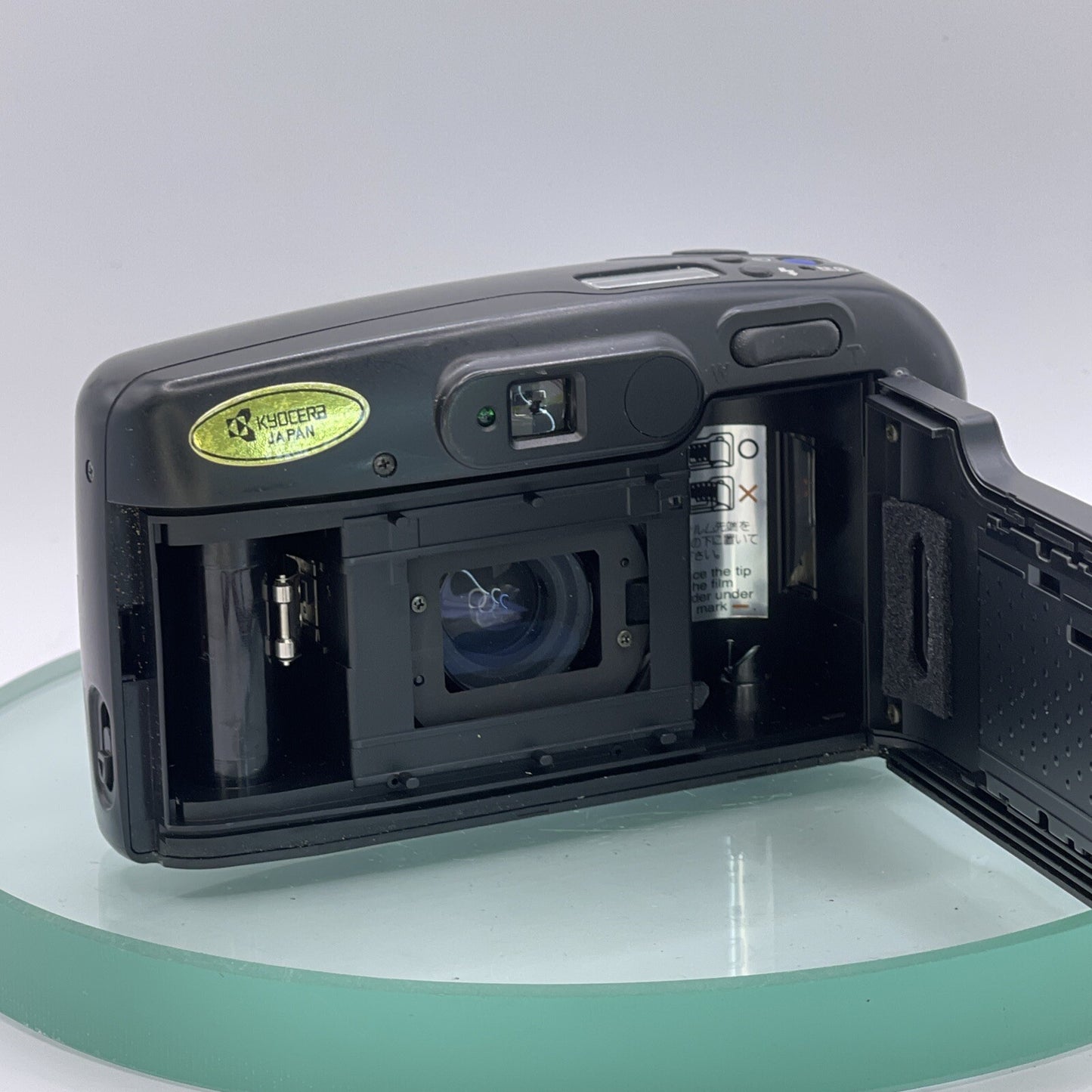 Yashica EZS Zoom 70 35mm Film Point Shoot Camera w/ 38-7. VGC, Works well 8285