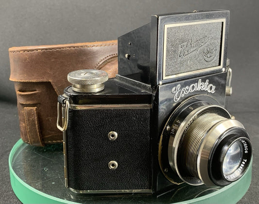 Ihagee Exakta B Type 2.2 Black Moon Sun Logo Camera Zeiss Tessar 3.5/7.5cm#1400