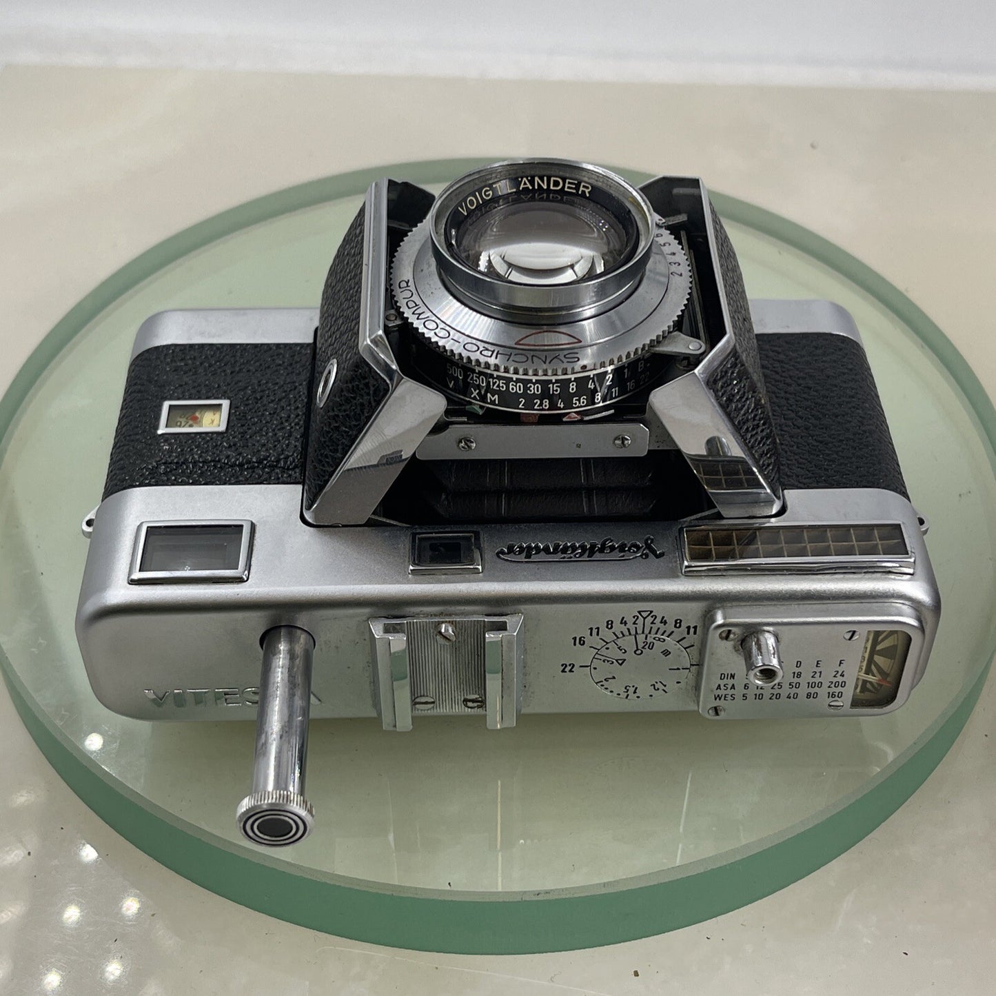 Voigtlander Vitessa L 35mm Rangefinder Camera with Ultron 50mm f/2 LensTESTED4868