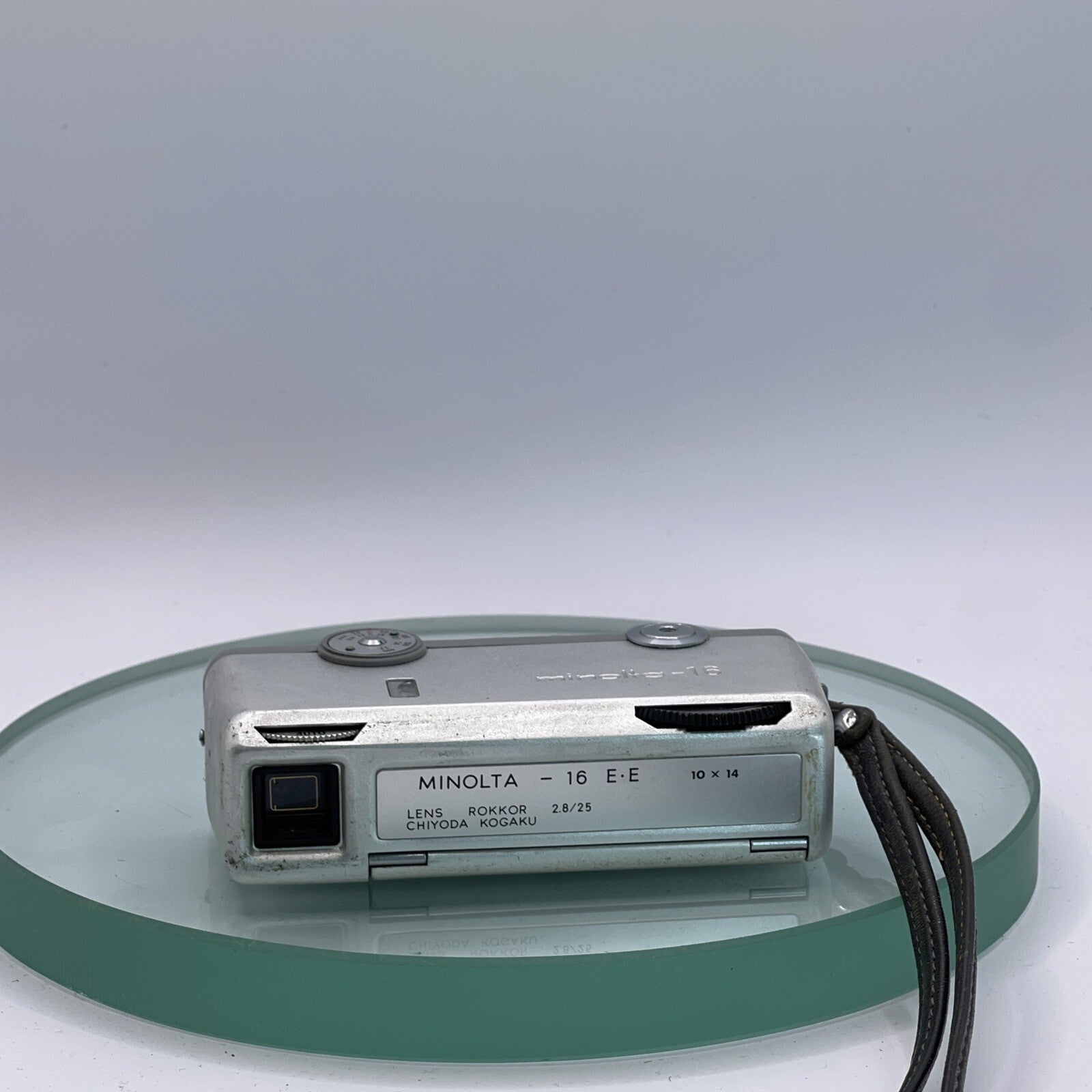 Vintage Minolta-16 EE Sub-Miniature 16mm Film Camera, 1962-1965, FWO # 7641