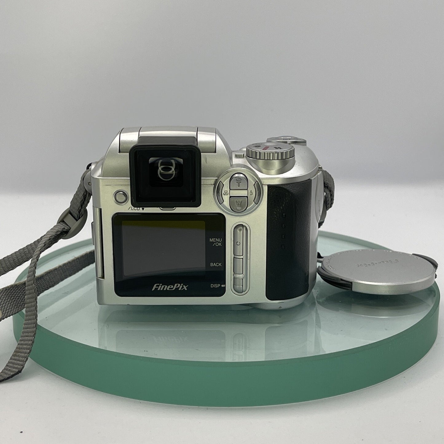 FUJI Fujifilm FinePix S304 DIGITAL CAMERA 3.2 MP LCD SCREEN Tested++++ #874