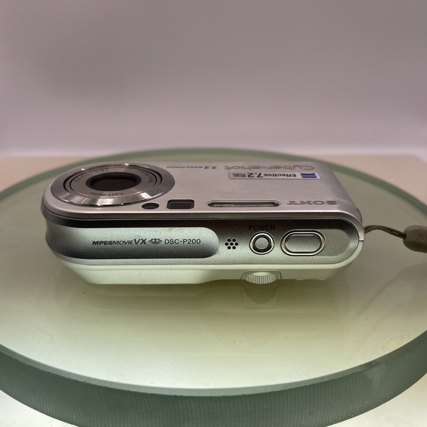 Sony Cybershot DSC-P200 7.2MP Compact Digital Camera Battery+Memory nocharger3237