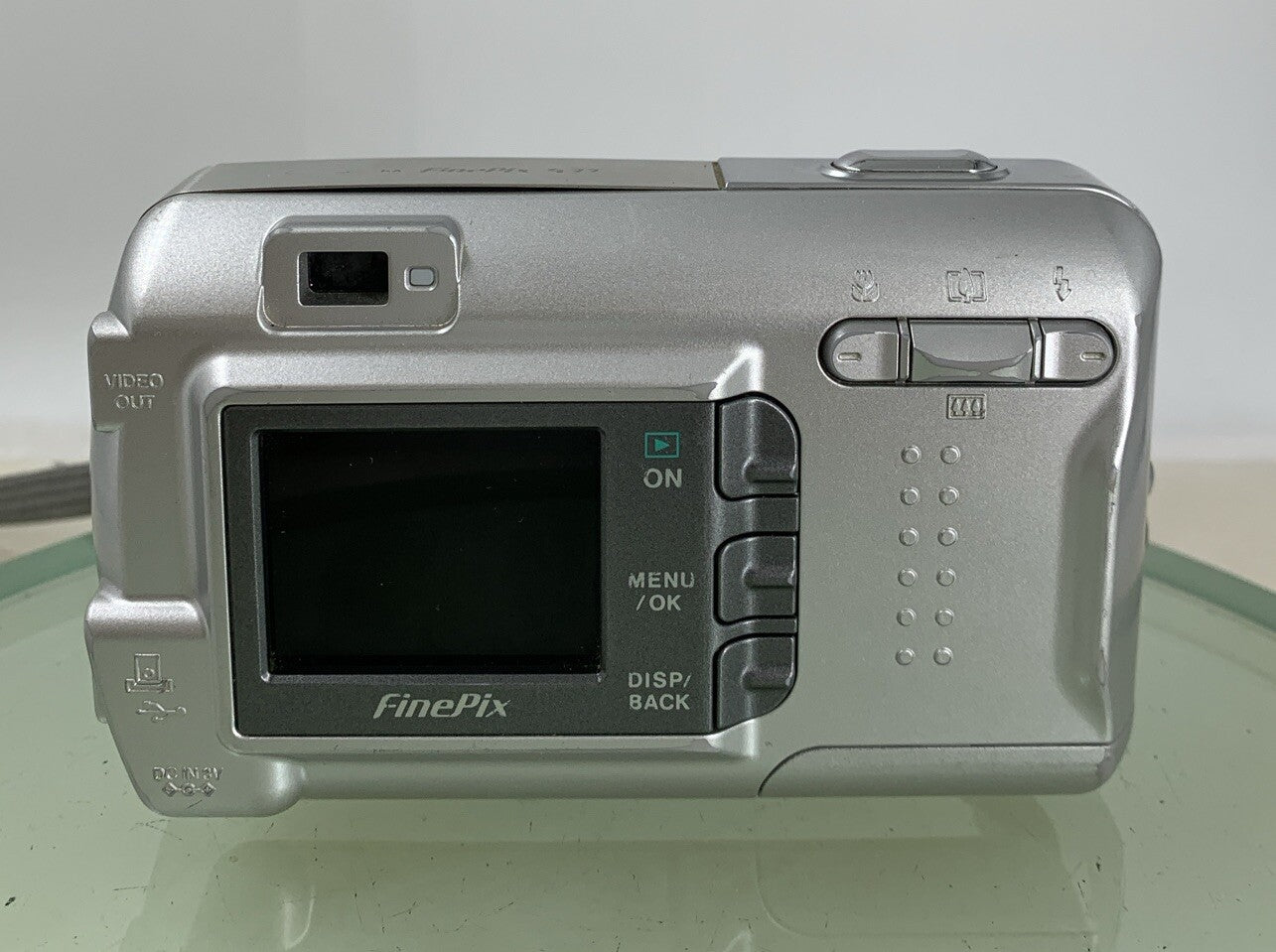 Fujifilm FinePix Digital Camera A330 3.2MP NO CARD NO CHARGER TESTED - 7765