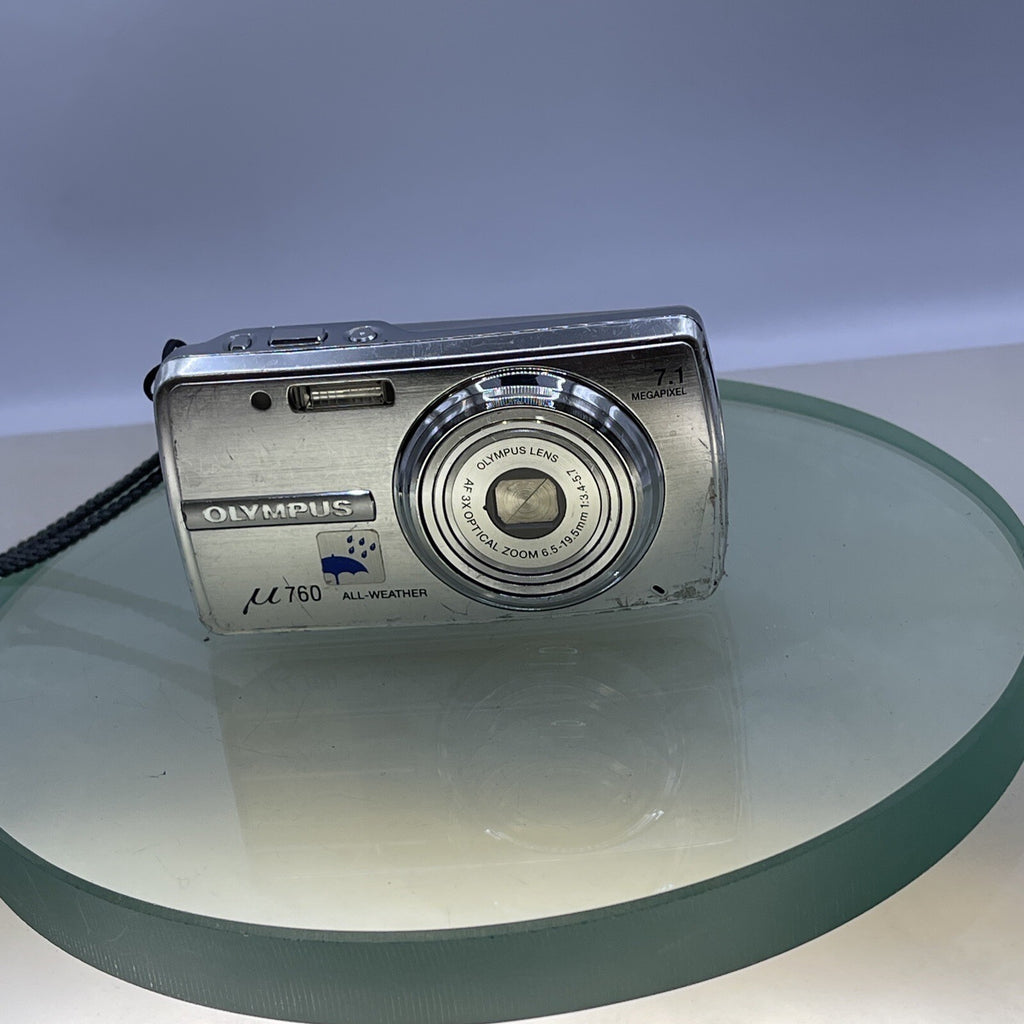 Digital Camera Olympus u760 All Weather poor condition Nobattery Nocharger2