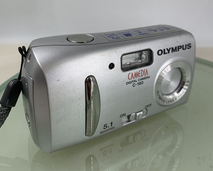 Olympus Camedia C-180 5.1MP Compact Digital Camera Silver NO CARD Tested - 8660