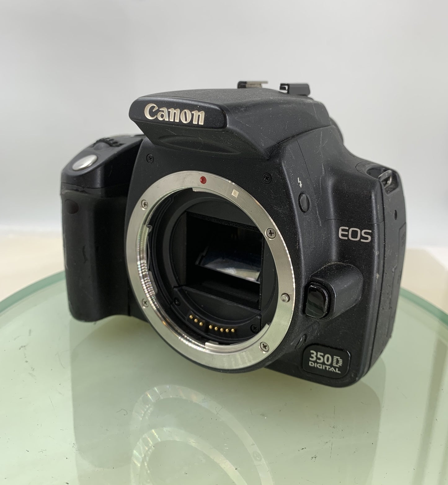 Canon EOS 350D 8MP Digital SLR Camera Body Only + Battery + Charger  TESTED  7291