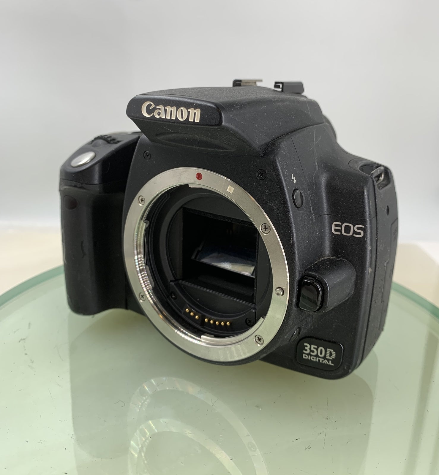 Canon EOS 350D 8MP Digital SLR Camera Body Only + Battery + Charger  TESTED  7291