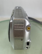 Fujifilm FINEPIX A340 DIGITAL CAMERA SILVER GOOD CONDITION - TESTED - 8892